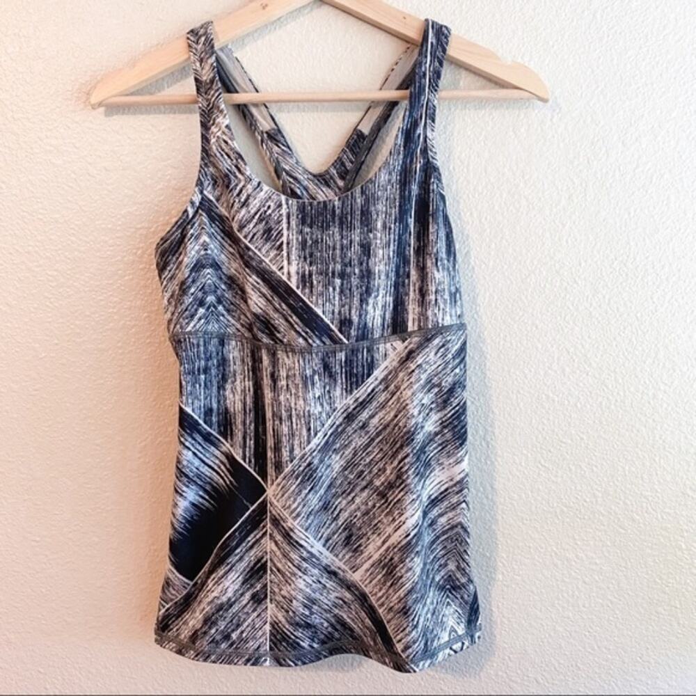 Lululemon Crossback Tank Heat Wave White Black / White